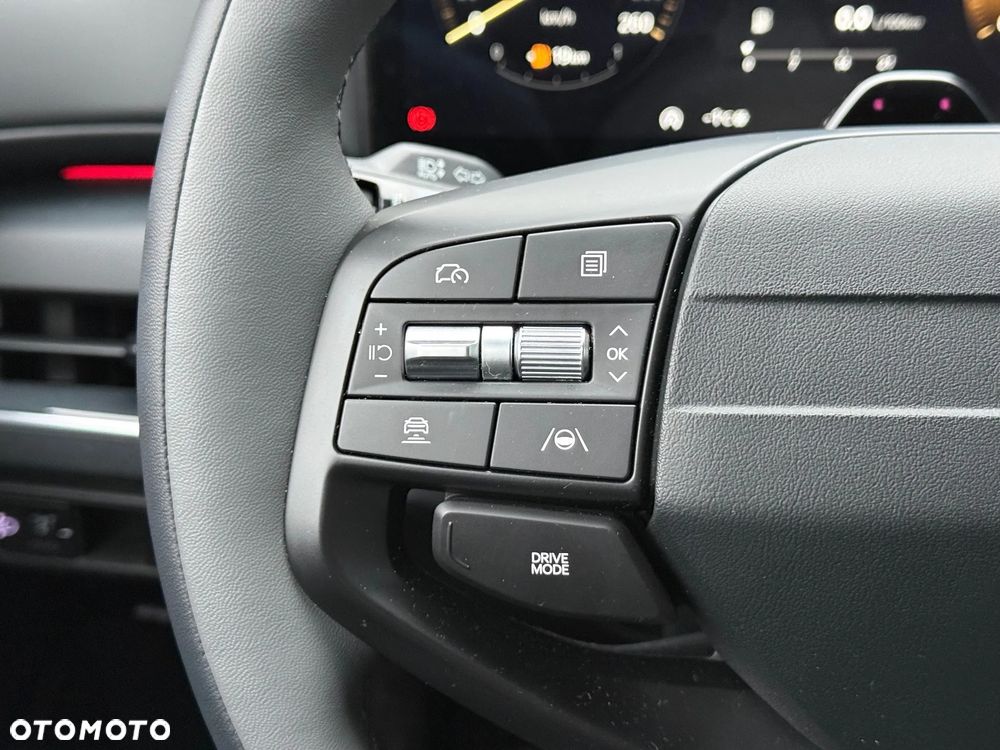 Kia K4 - 11
