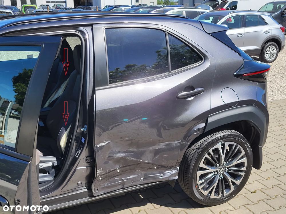 Toyota Yaris Cross Hybrid 1.5 Executive AWD - 30