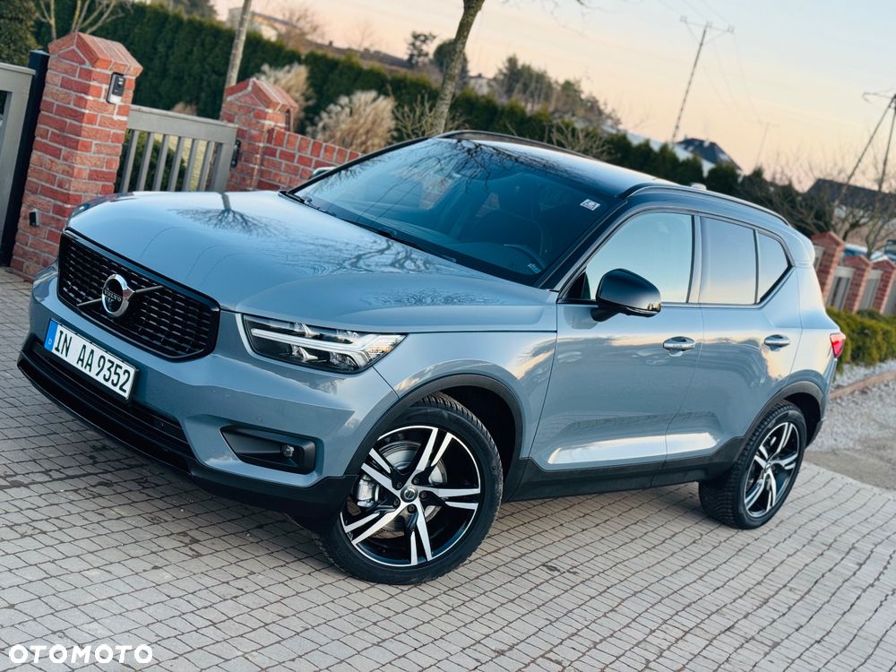 Volvo XC 40 D4 AWD Geartronic R-Design - 1