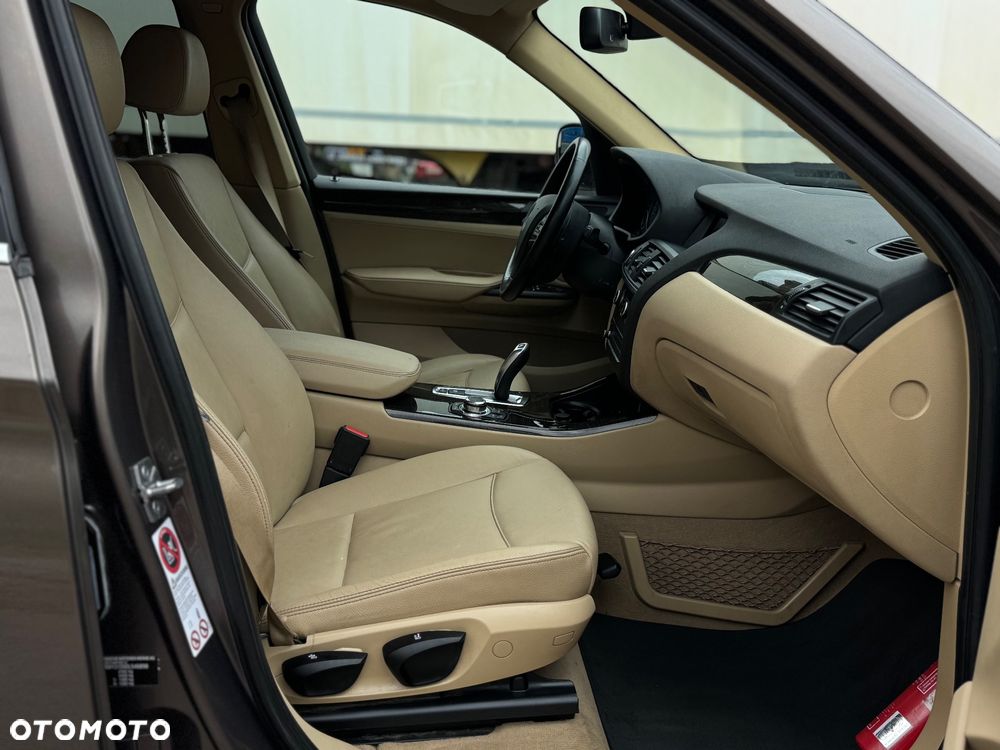BMW X3 xDrive20d - 11