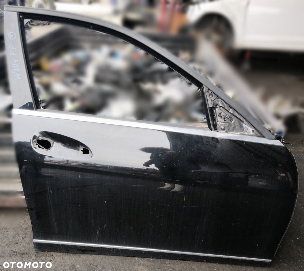 MERCEDES C-KLASA W204 10r DRZWI PRAWY PRZÓD PRZEDNIE 197U GOŁE - 1