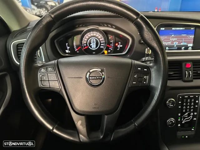 Volvo V40 2.0 D2 Momentum - 14