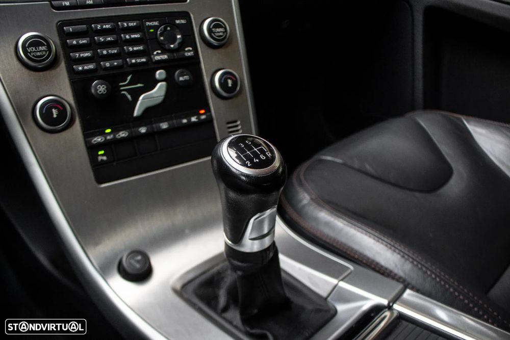 Volvo XC 60 2.0 D3 Drive - 20