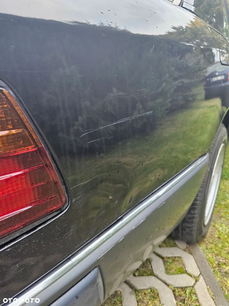 Mercedes-Benz W124 (1984-1993) - 34