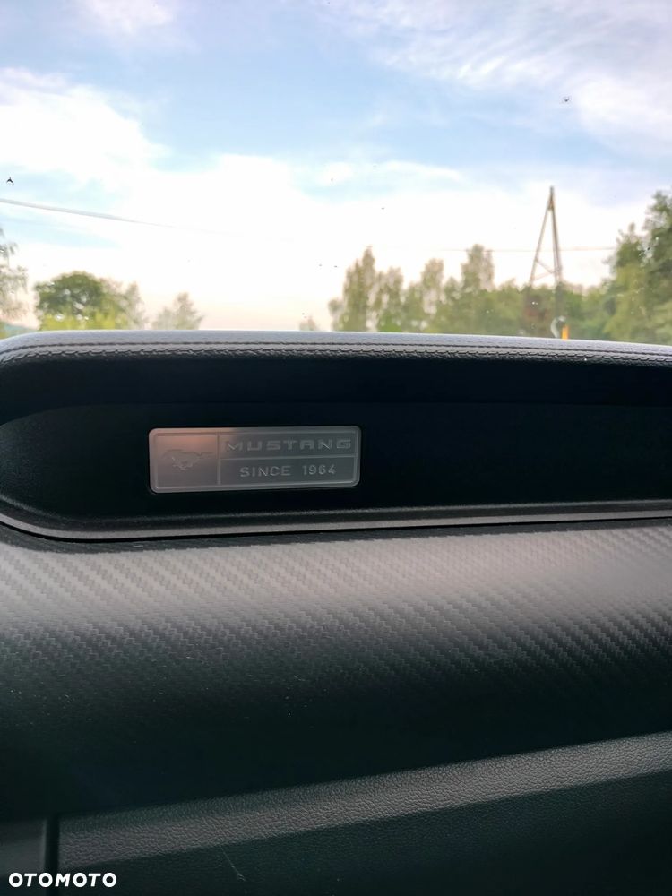 Ford Mustang 3.7 V6 - 16
