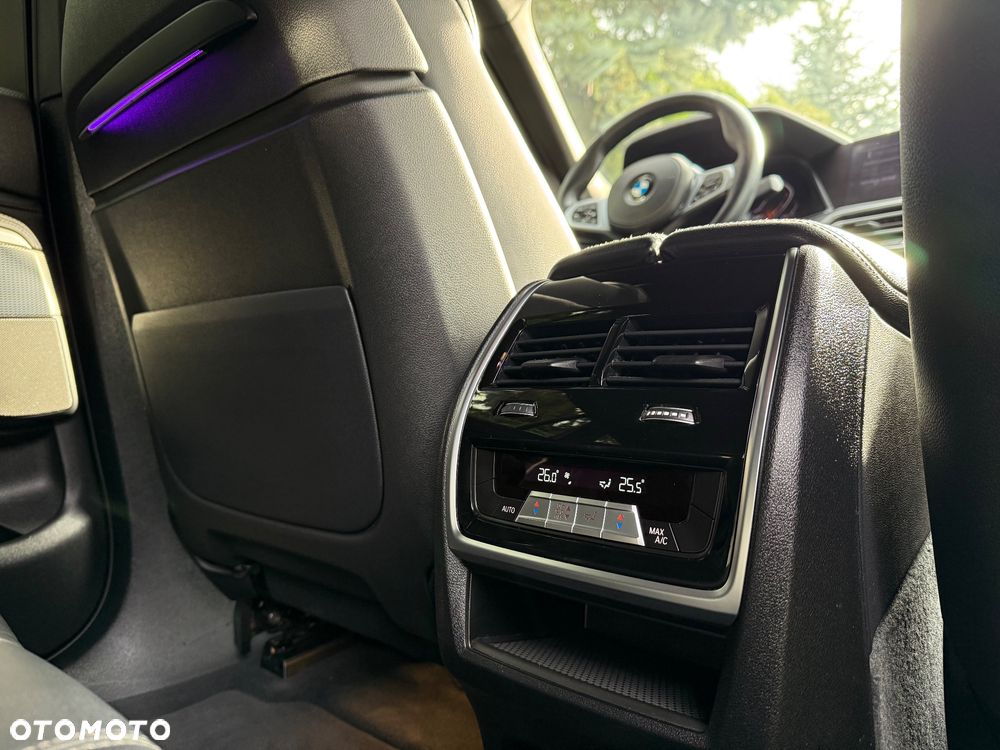 BMW X6 - 21