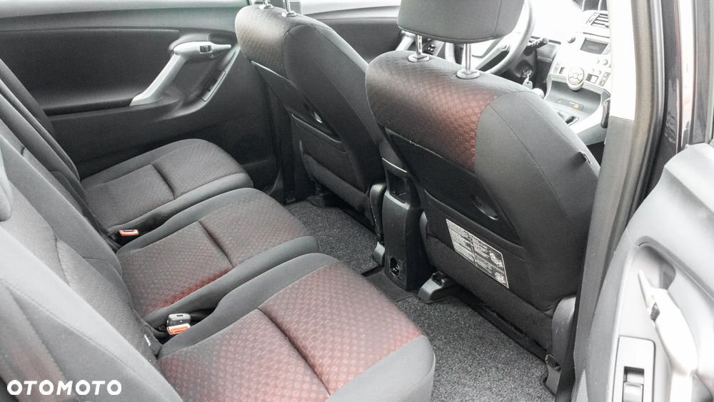 Toyota Verso 1.6 5-Sitzer Comfort - 24