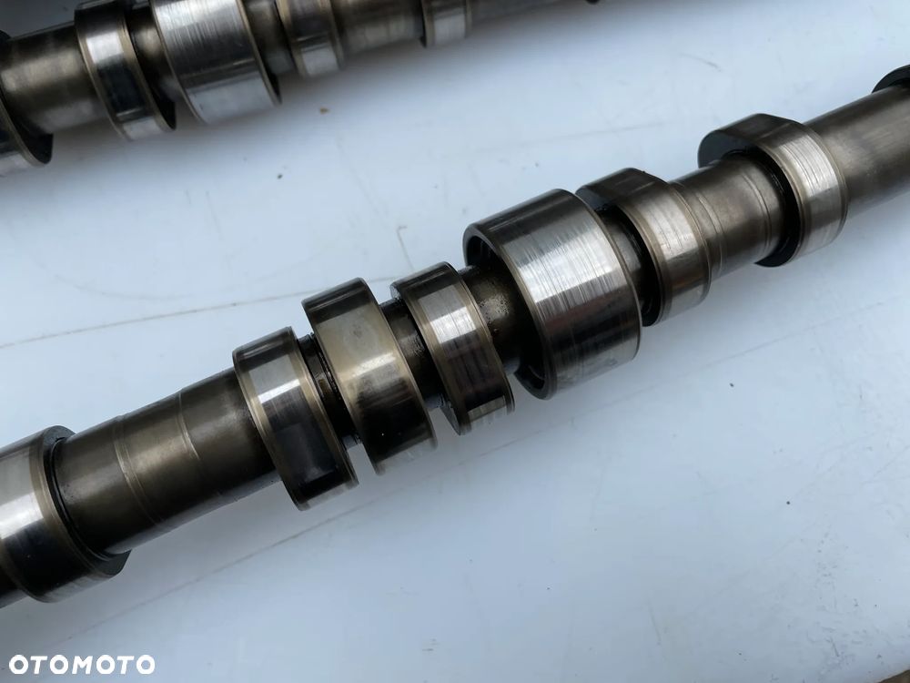 Pokrywa zaworów wałki rozrządu vw Golf V 03C103475 03CAS 03CAH - 15