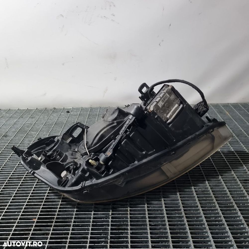 Far Stanga Volvo XC60 2008 - 2013 SUV 4 Usi (1482) Xenon - 5