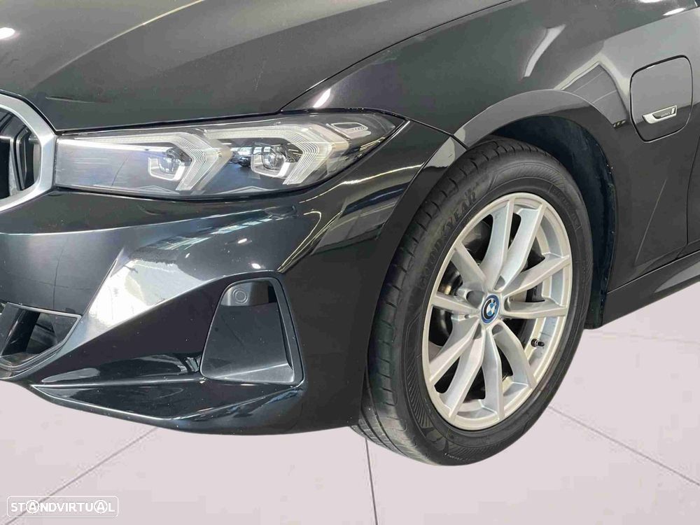 BMW 320 e Touring Auto - 6