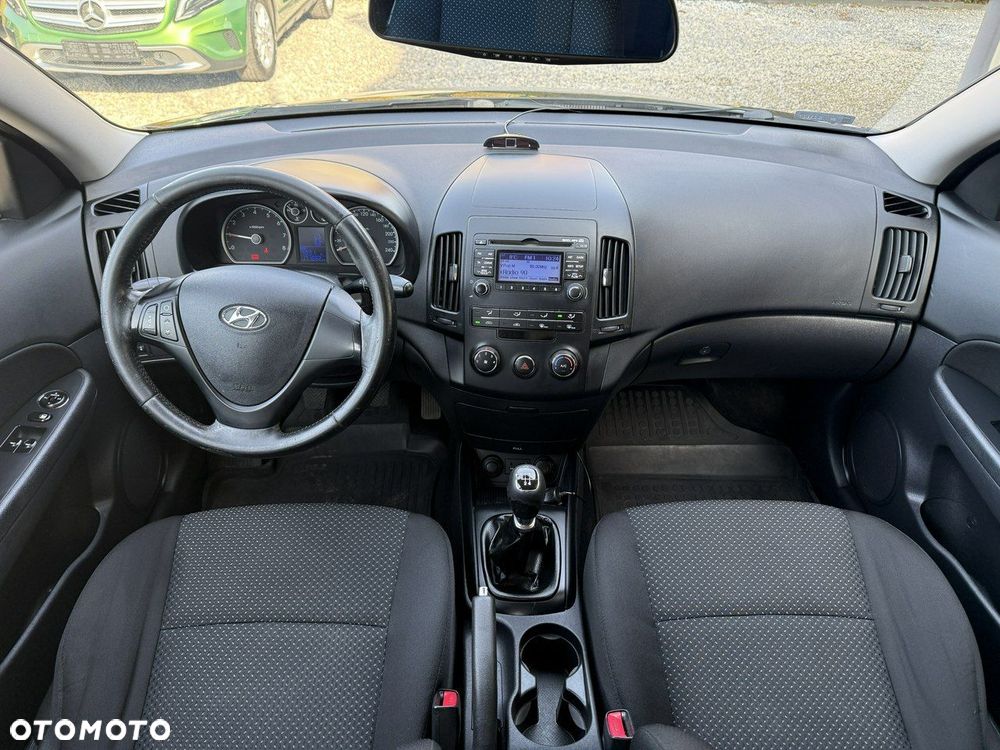 Hyundai i30 1.4 Classic + EU5 - 12