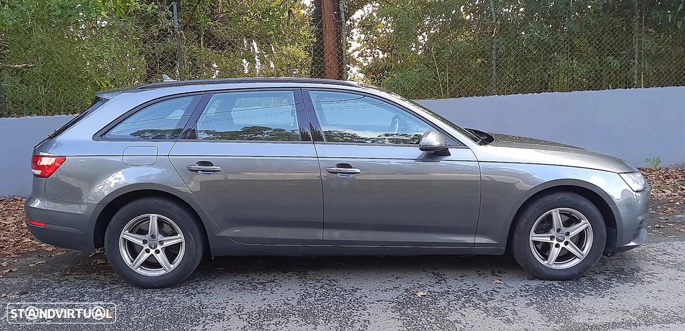 Audi A4 Avant 2.0 TDI Advance S tronic - 4