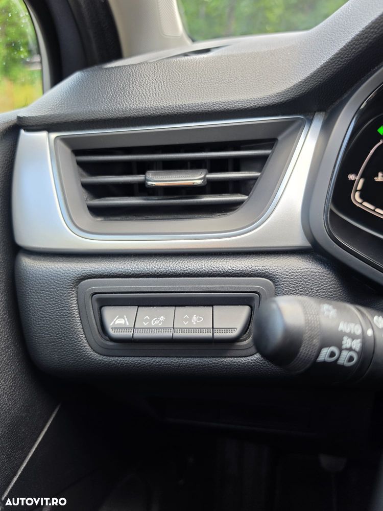 Renault Captur TCe Mild Hybrid 140 GPF TECHNO - 16