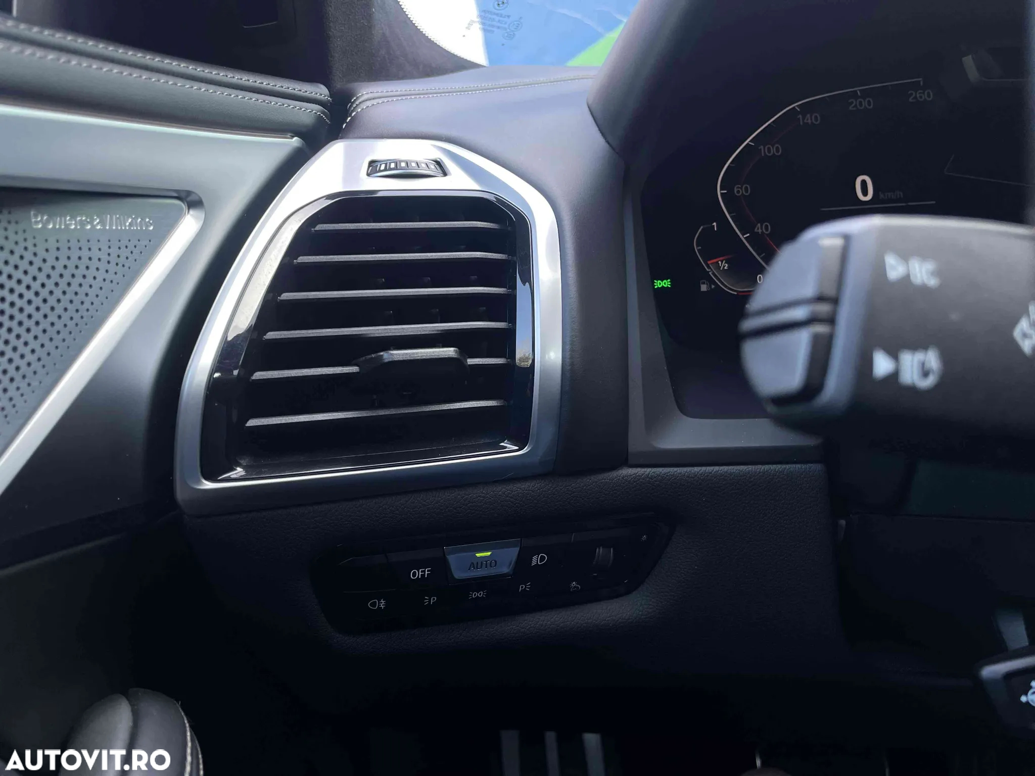 BMW Seria 8 - 11
