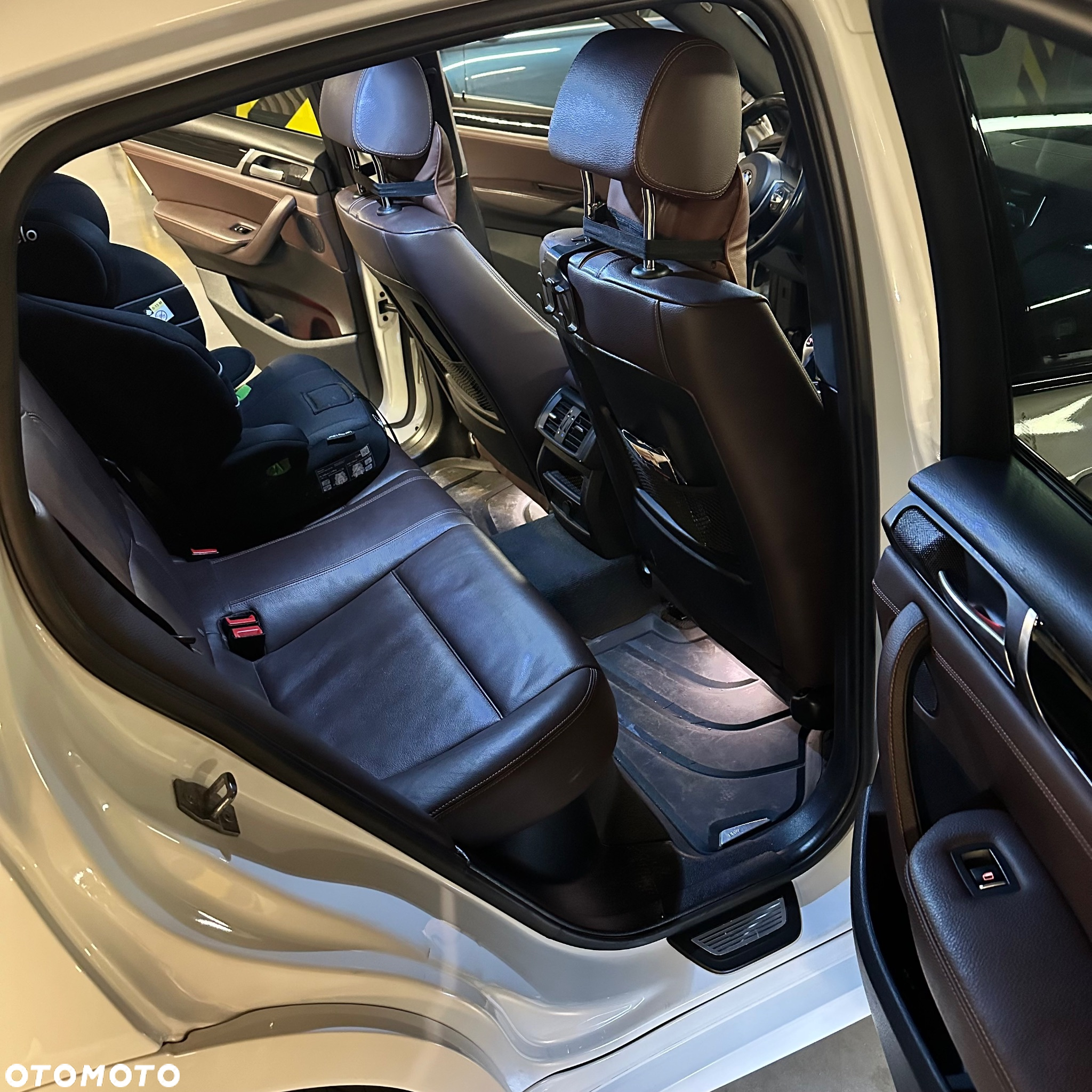BMW X4 xDrive35i - 9