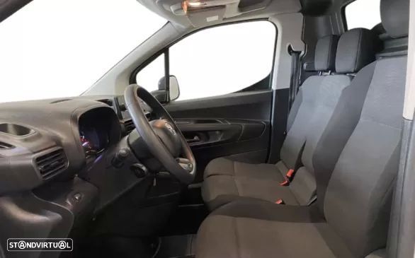 Toyota proace city  dynamic - 11