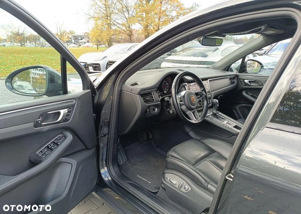 Porsche Macan - 8