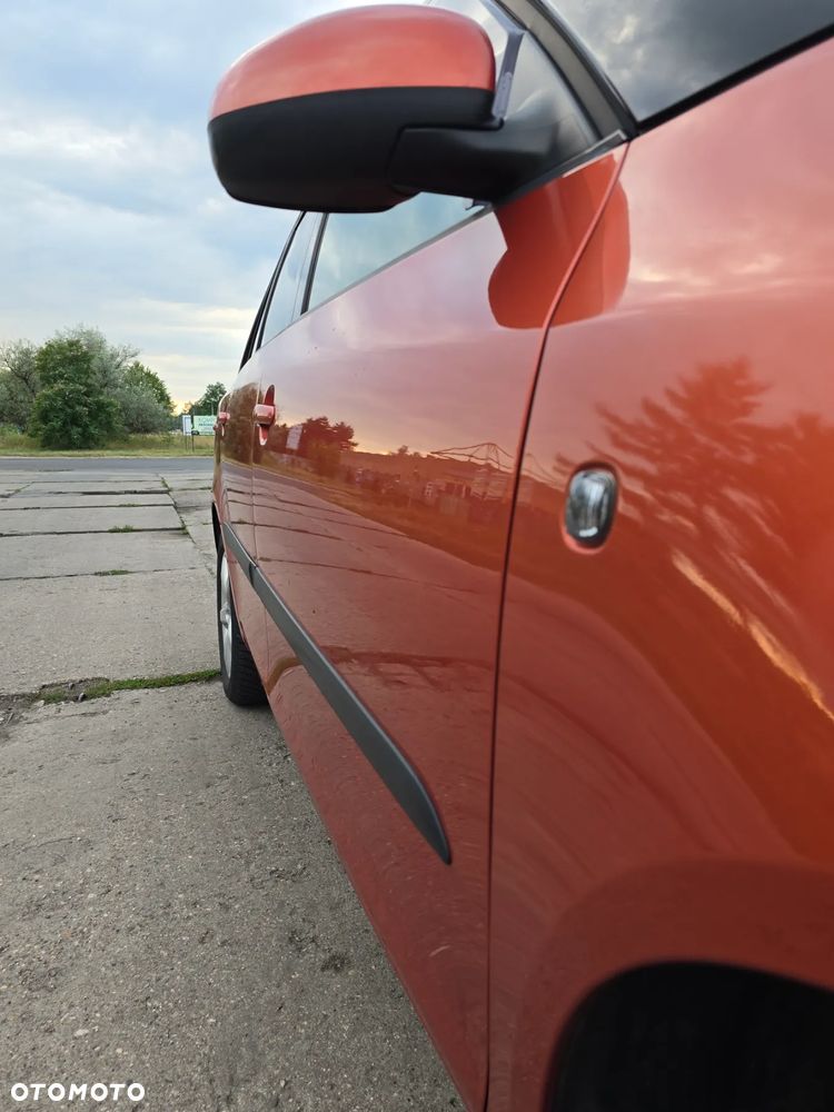 Skoda Fabia 1.6 16V Style - 4