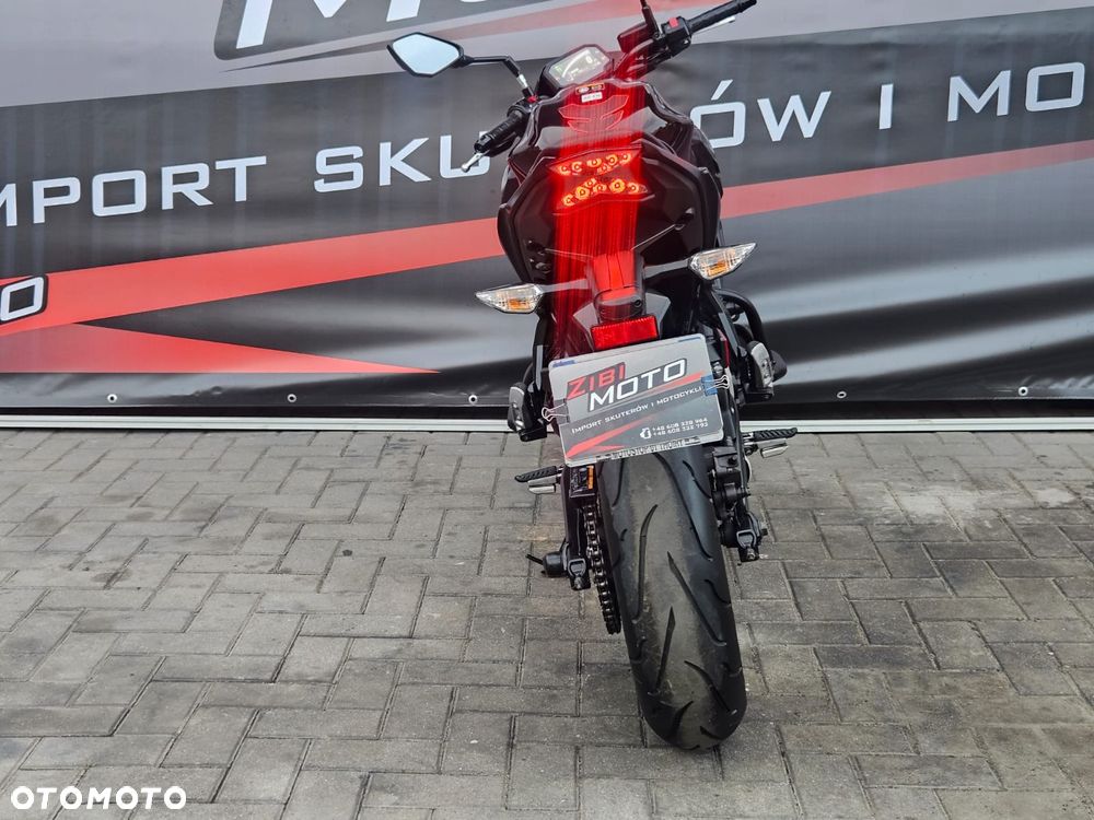 Kawasaki Z 650 - 18