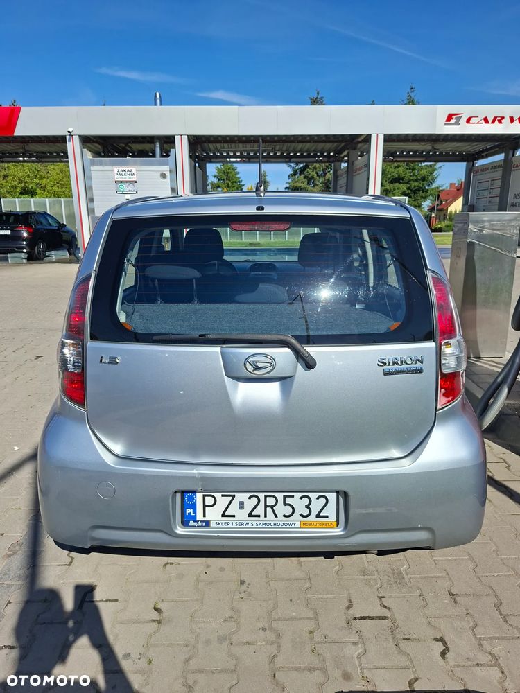 Daihatsu Sirion 1.3 - 6