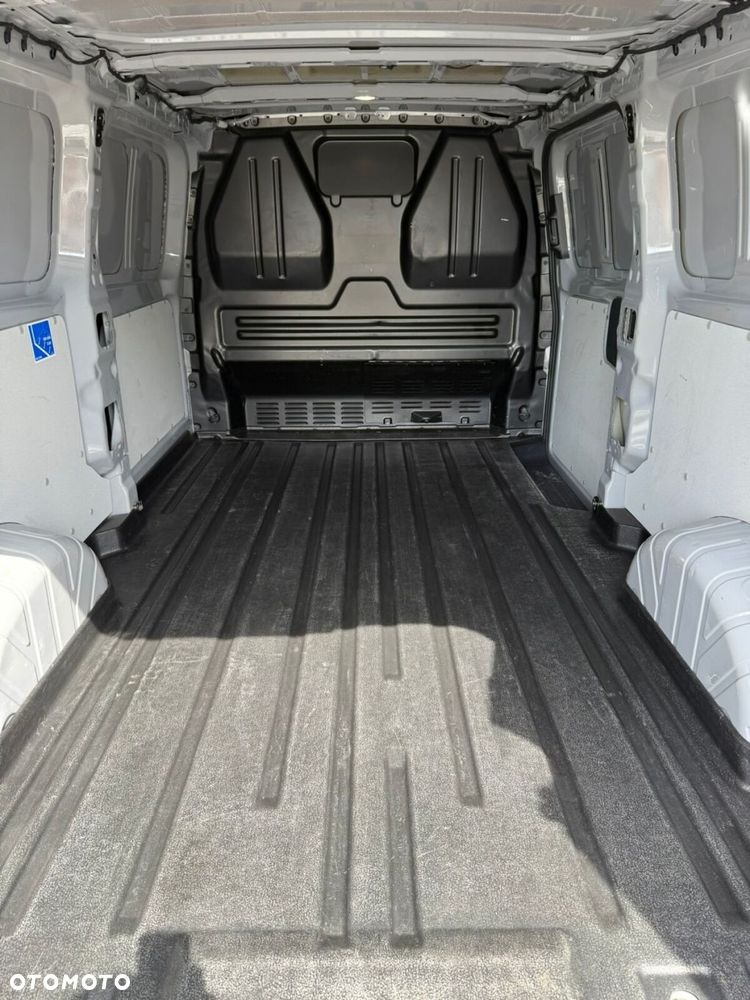Volkswagen Transporter - 25