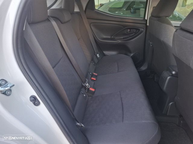 Toyota Yaris 1.5 HDF Comfort - 38