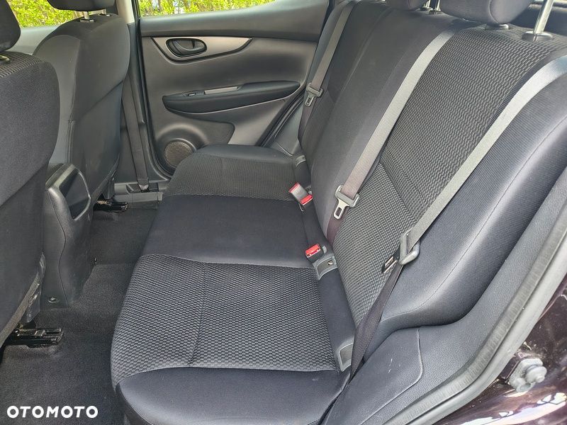Nissan Qashqai - 12