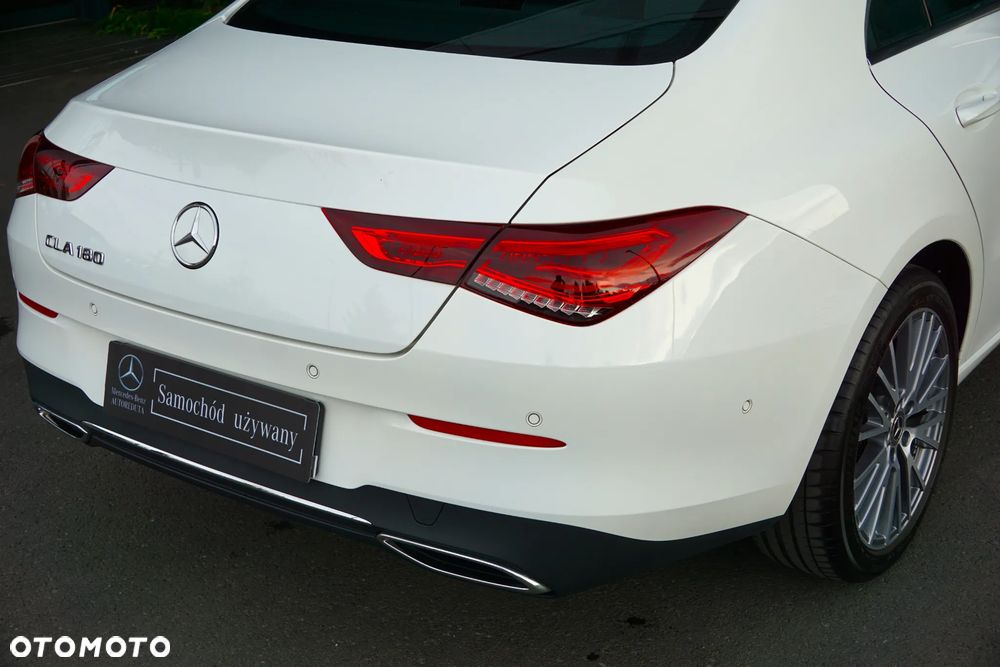 Mercedes-Benz CLA 180 Progressive 7G-DCT - 25