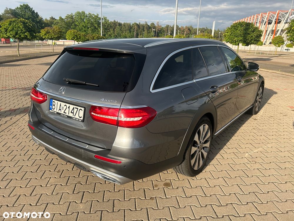Mercedes-Benz Klasa E 220 d 4-Matic All-Terrain - 6