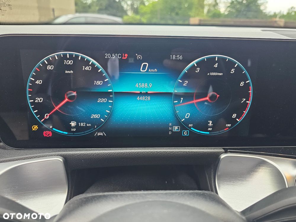 Mercedes-Benz GLB 200 7G-DCT AMG Line - 16
