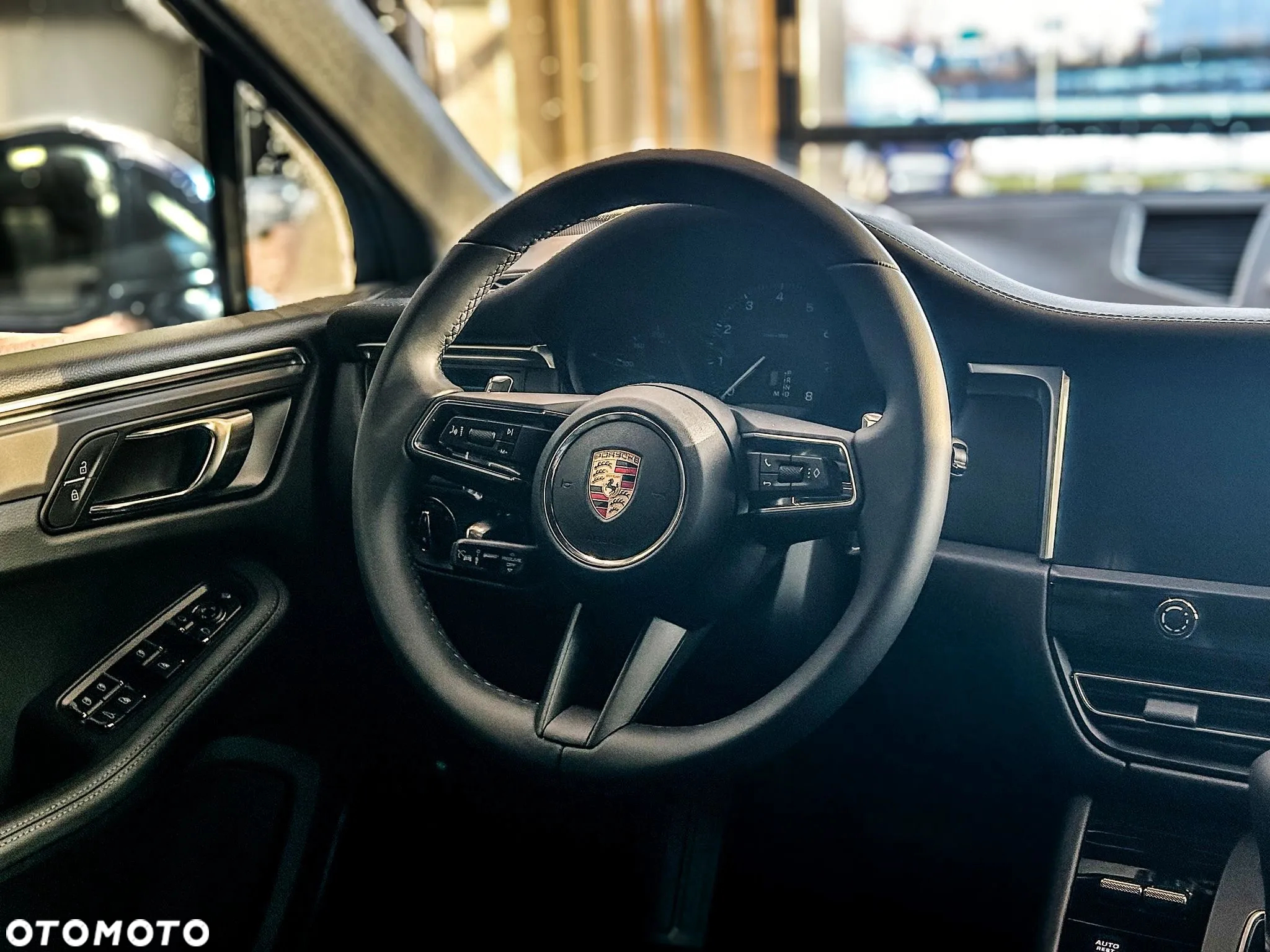 Porsche Macan Standard - 14
