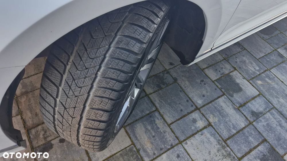 Volkswagen Passat 2.0 TSI OPF 4 Motion DSG Highline - 21