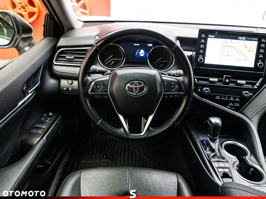 Toyota Camry 2.5 Hybrid Executive CVT - 13