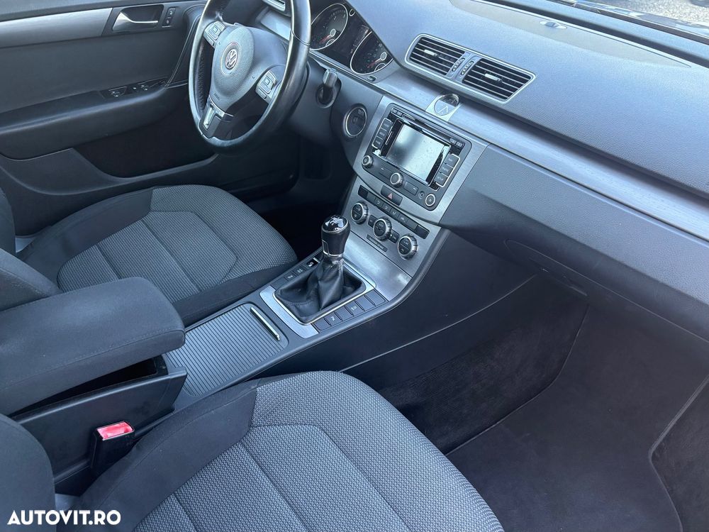 Volkswagen Passat Variant 1.6 TDI BlueMotion Technology Highline - 6