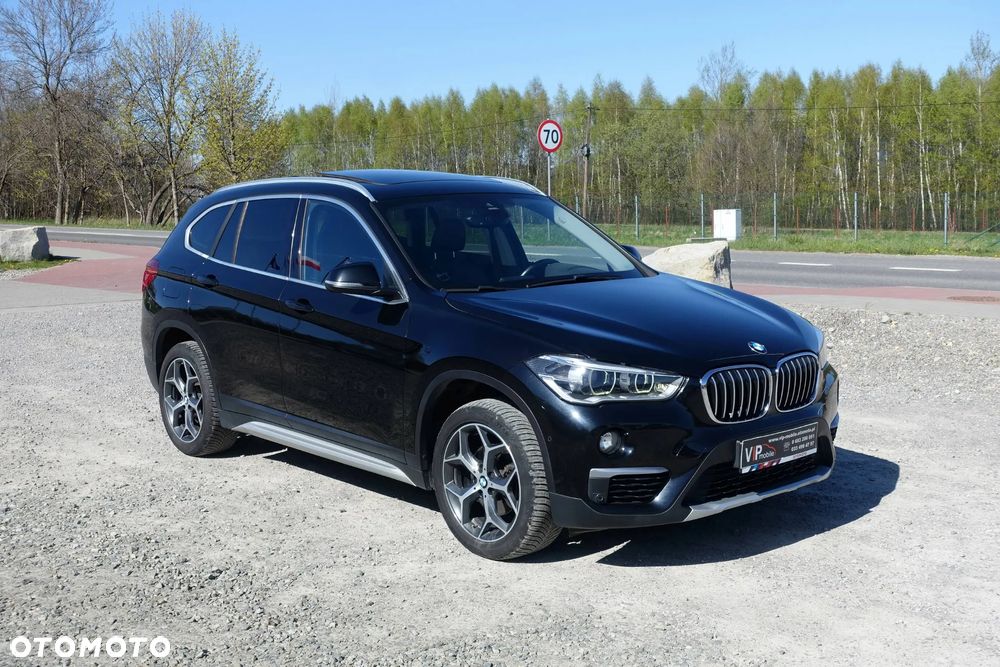 BMW X1 sDrive18d Sport Line - 1