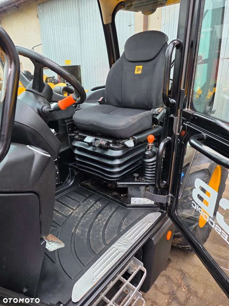 JCB 531 70 AGRI SUPER - 14