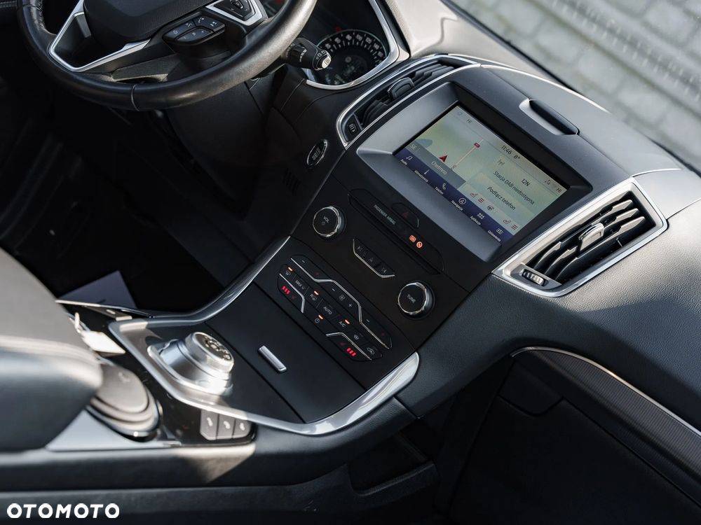 Ford S-Max 2.0 EcoBlue Titanium - 20