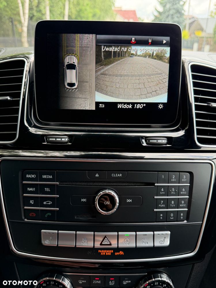 Mercedes-Benz GLE 350 d 4Matic 9G-TRONIC AMG Line - 22