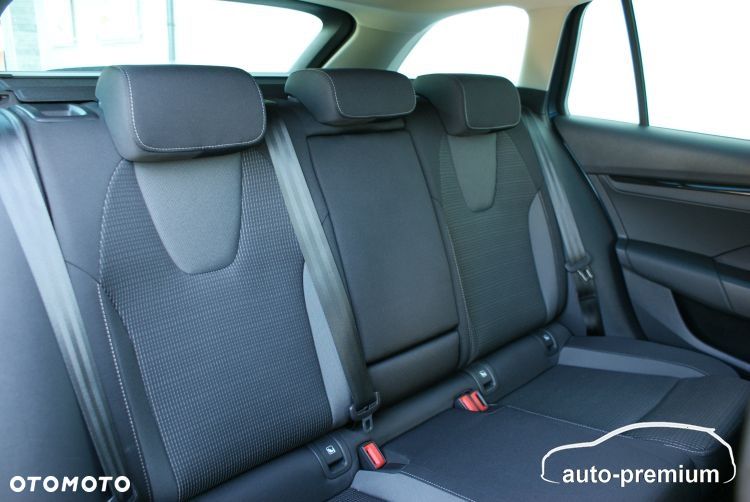 Skoda Octavia 2.0 TDI Ambition - 27