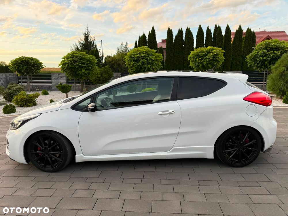 Kia ProCeed 1.6 T-GDI GT L - 10