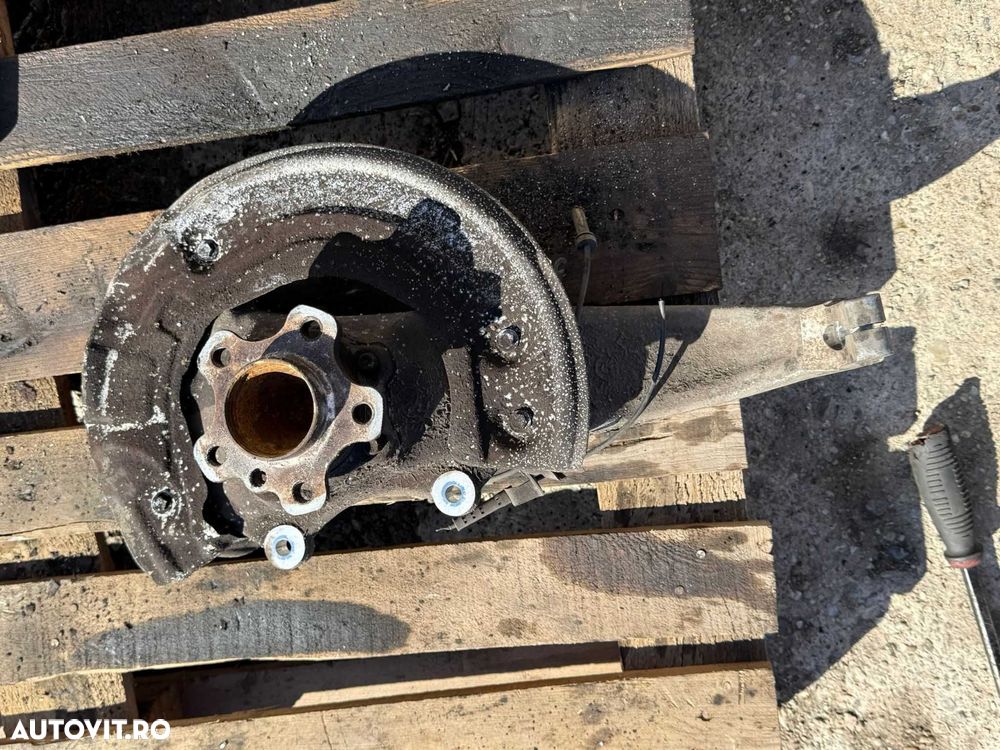 Fuzeta fata stanga dreapta BMW seria 7 G11 G12 tractiune spate - 2