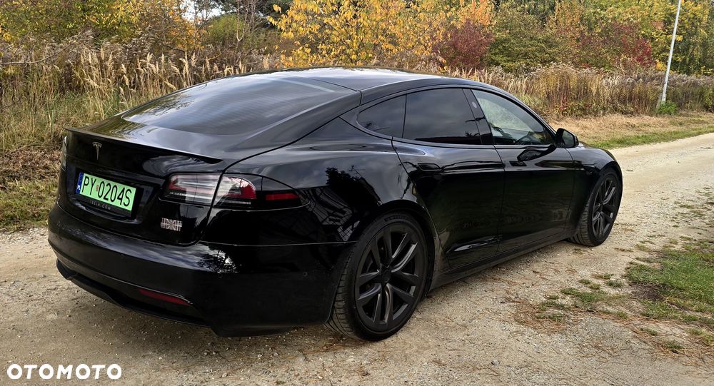 Tesla Model S Plaid - 6