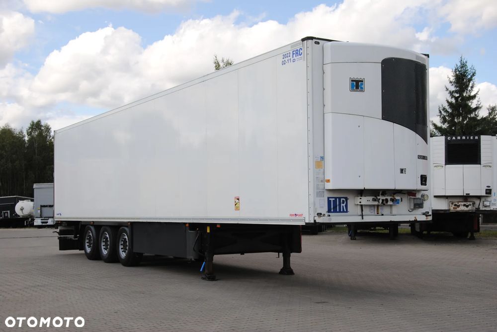 Schmitz Cargobull Doppelstock, Thermo King