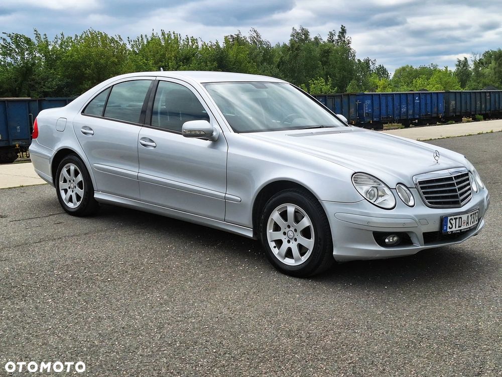 Mercedes-Benz Klasa E 200 CDI Classic DPF - 31