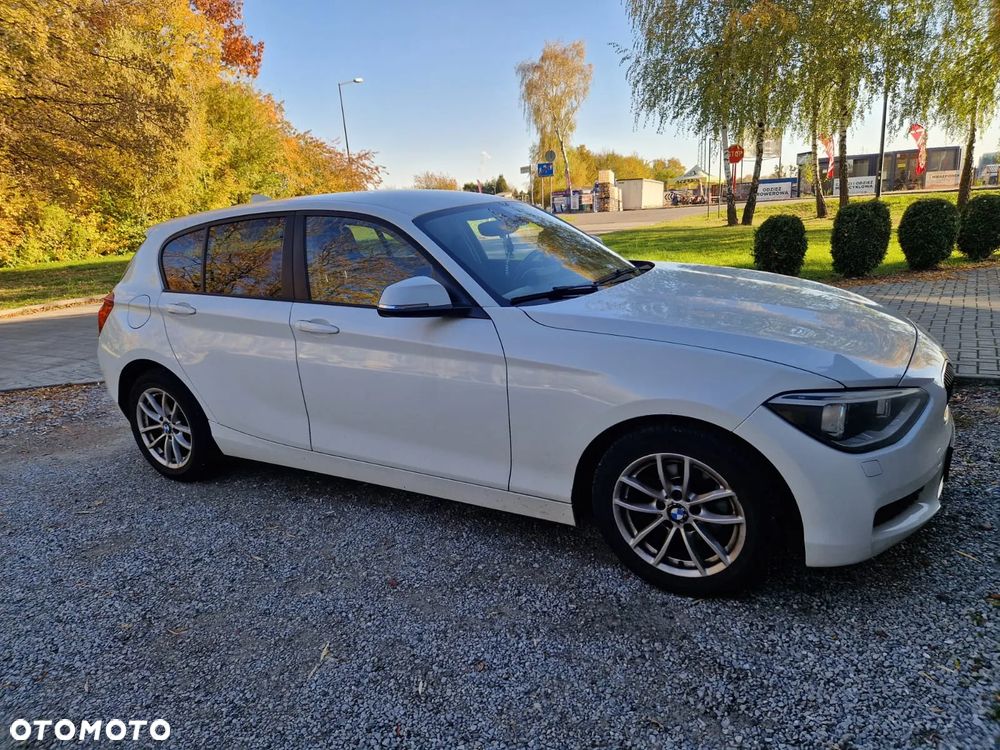 BMW Seria 1 116i - 4