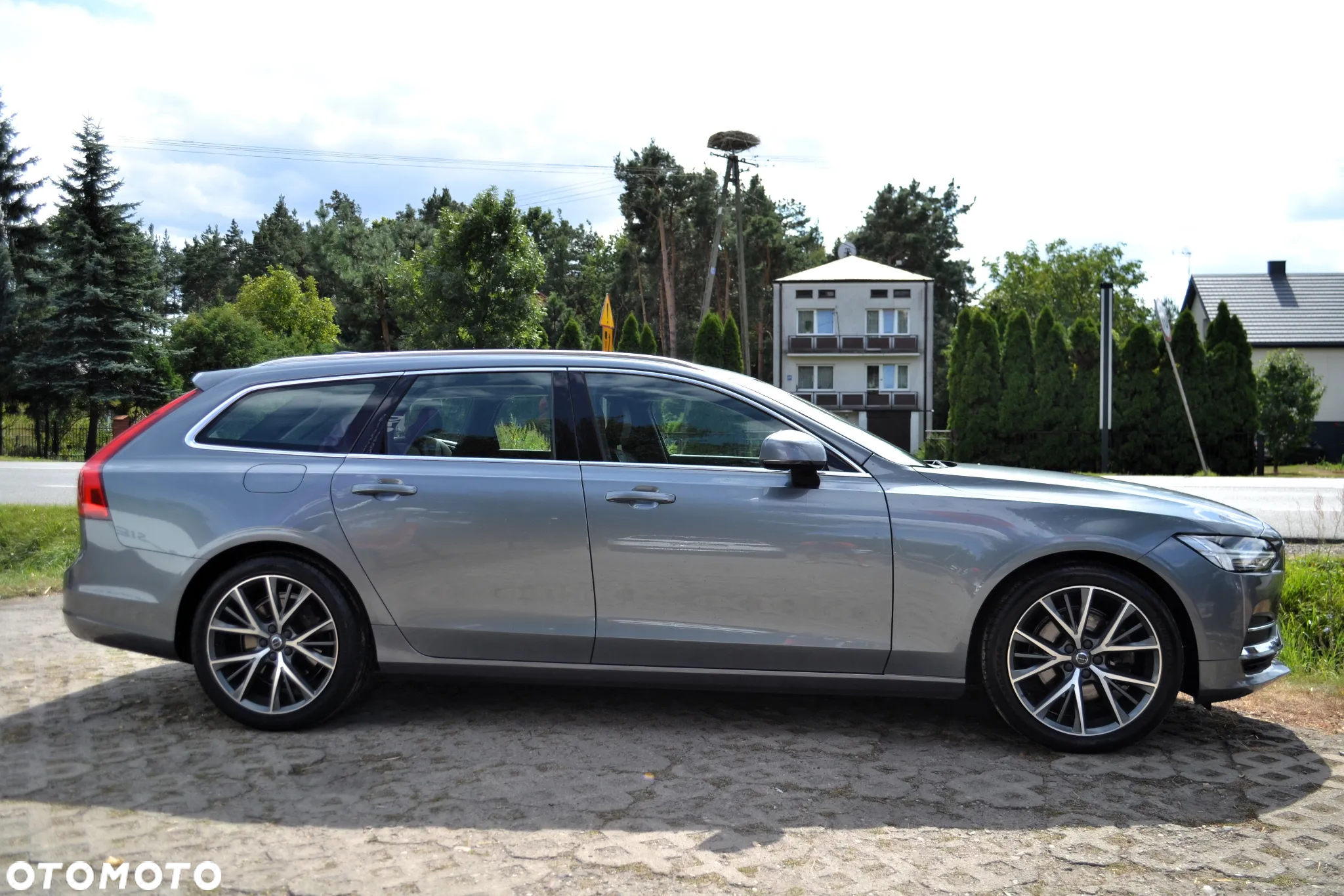 Volvo V90 D4 Geartronic Momentum - 13