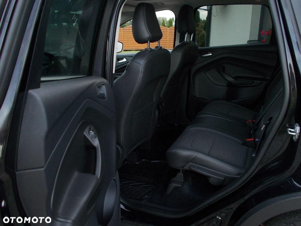 Ford Kuga 2.0 TDCi FWD Titanium - 10