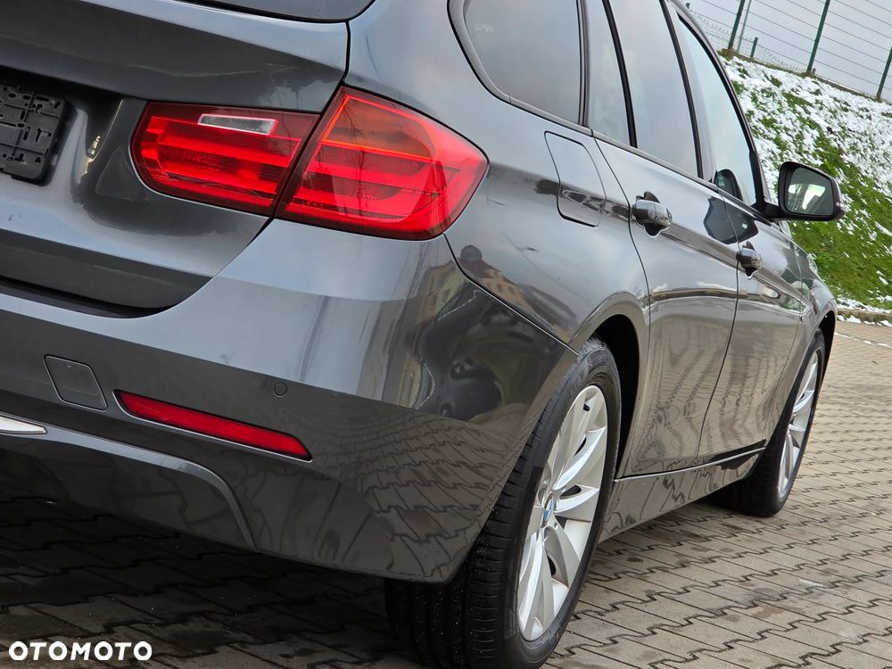 BMW Seria 3 320d Blue Performance Modern Line - 16