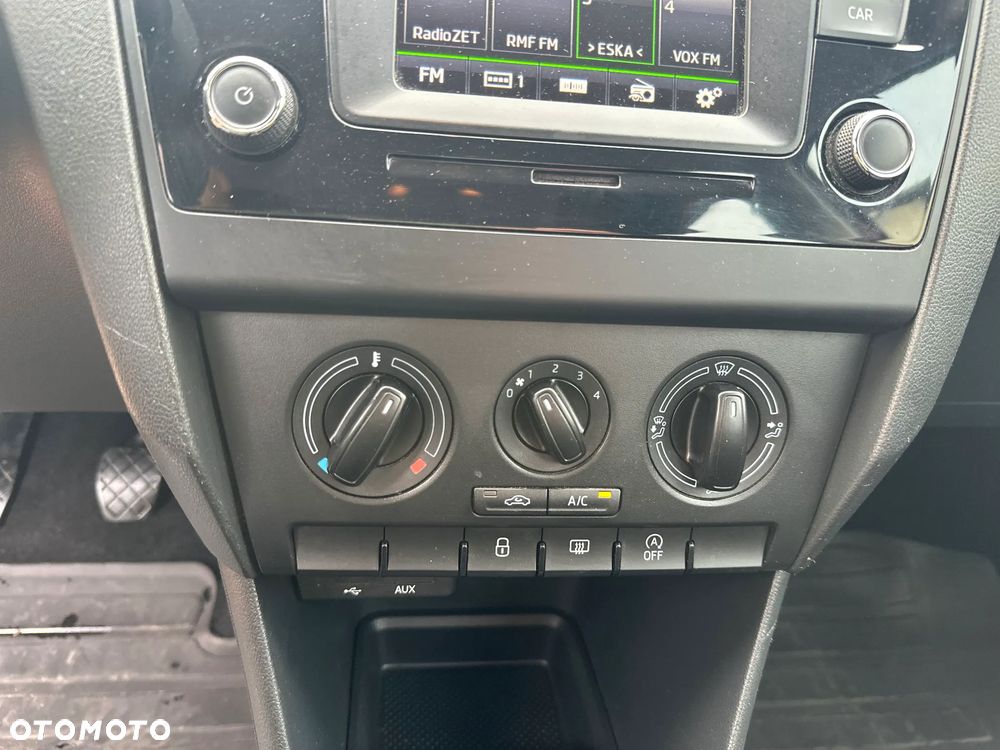 Skoda RAPID 1.2 TSI Ambition - 26