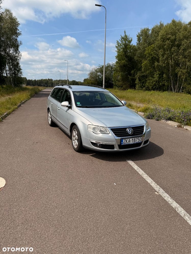 Volkswagen Passat 2.0 TDI Comfortline DSG - 1